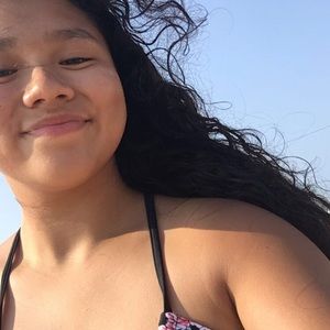 Meet your Posher, Kaitlin